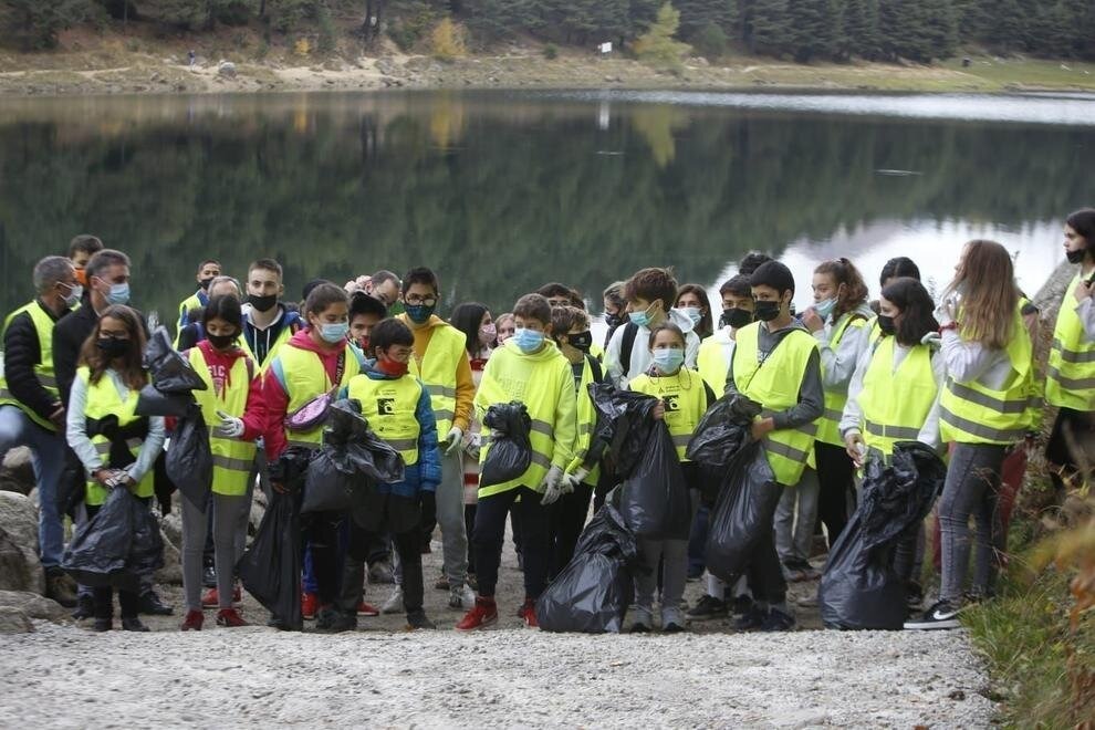 Rècord de participants en la 7a edició de la campanya europea Clean Up Day d’Andorra