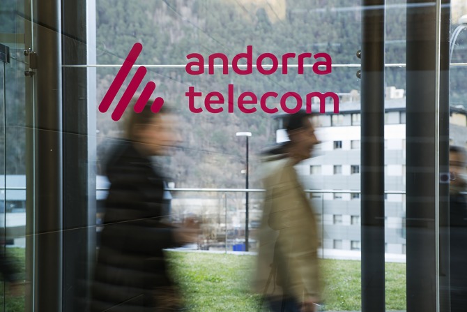 247.500 mòbils de turistes s’han connectat a la xarxa d’Andorra Telecom durant el pont de la Puríssima.